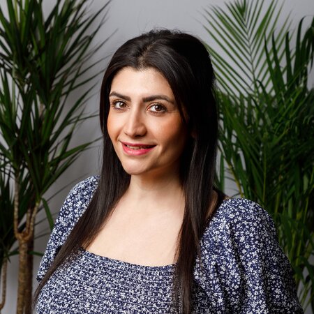 Mae Geshnizjani