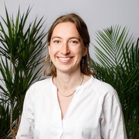 Principal Consultant Arabella Newton 